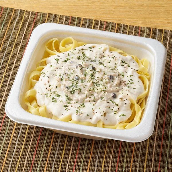 【ファミマ新作】【関西】生パスタ　きのことホワイトミートソースのカロリーと口コミ！販売期間はいつまで？