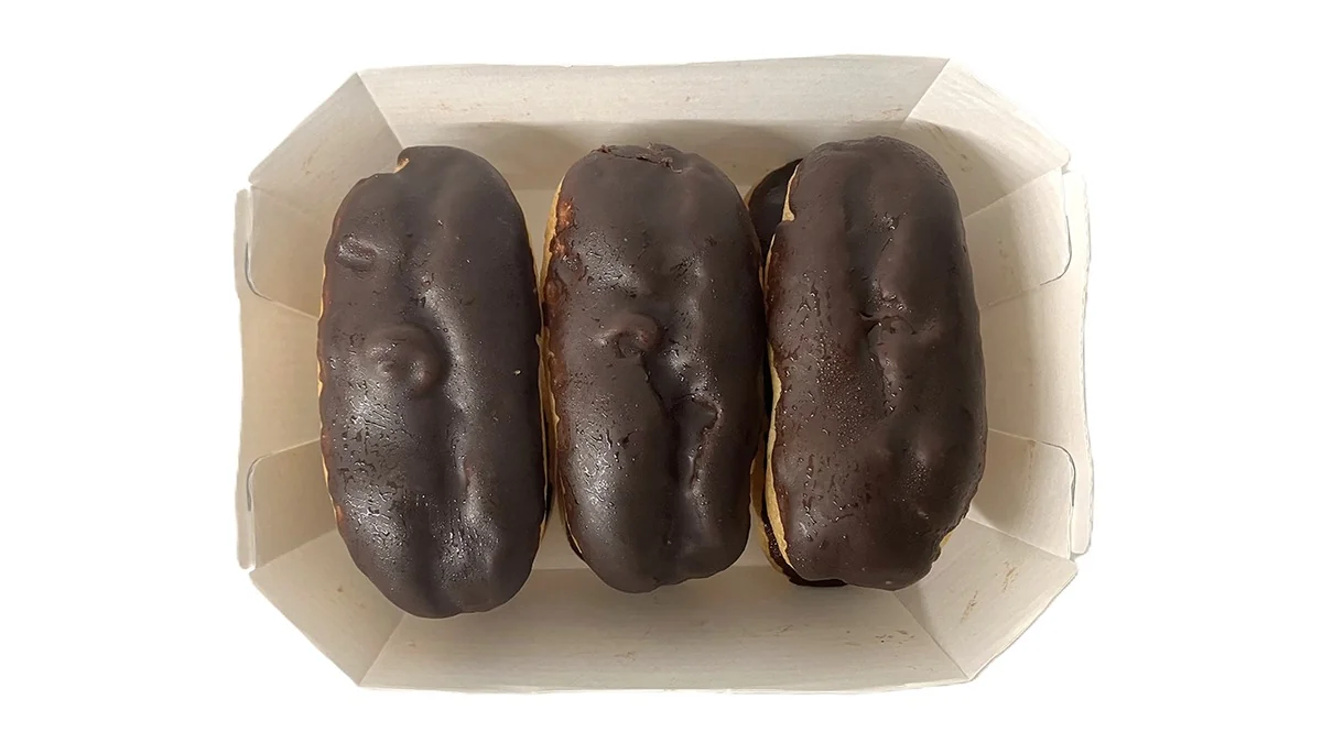 こだわり卵のカスタードプチエクレア