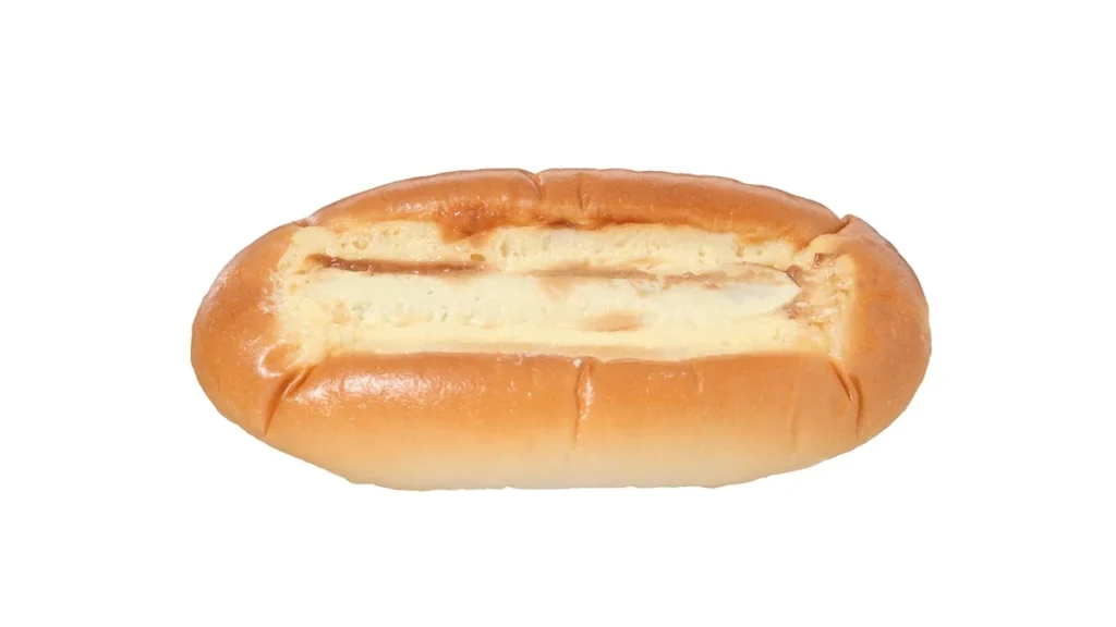 ７Ｐ　パリッと食感の　ウインナーパン