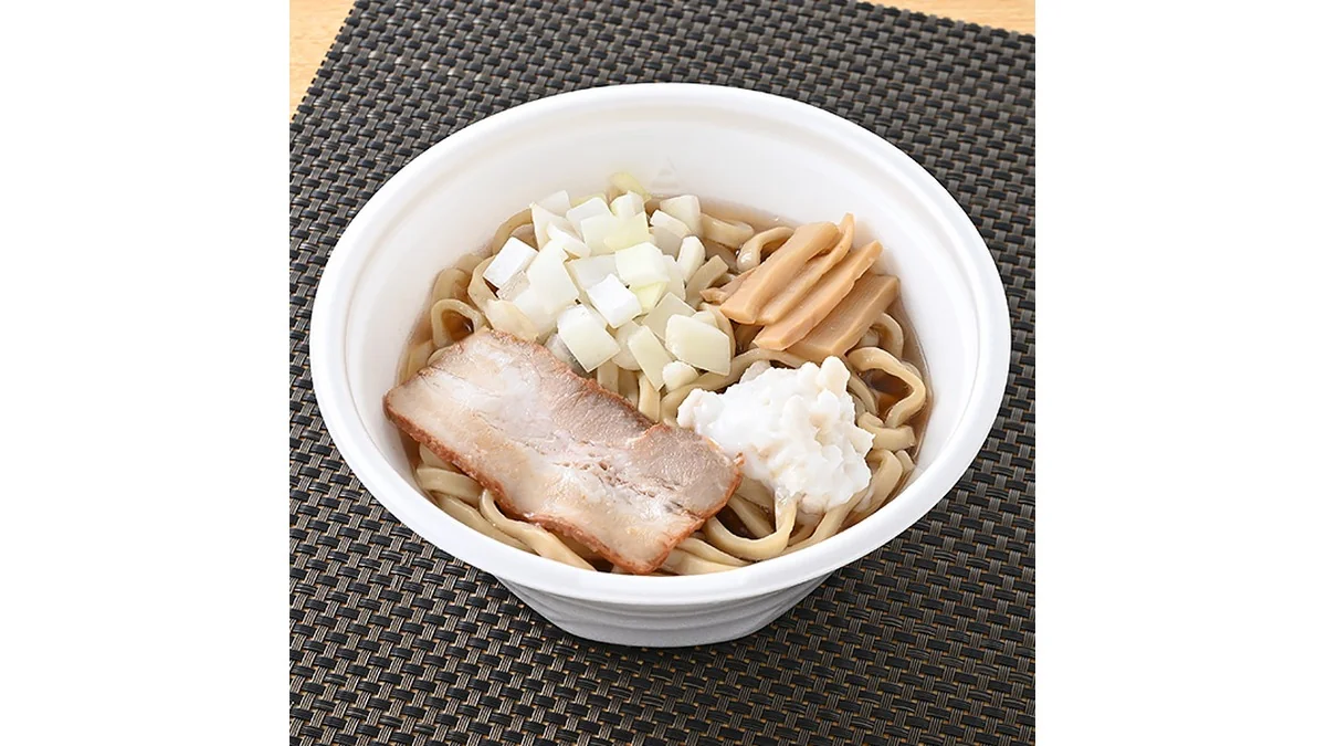 【関東の一部】新潟燕三条系　背脂醤油ラーメン