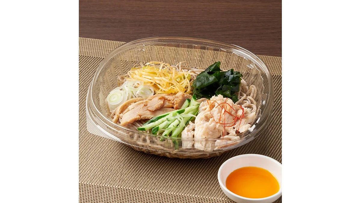 ピリッと辛い　冷し鶏ねぎそば