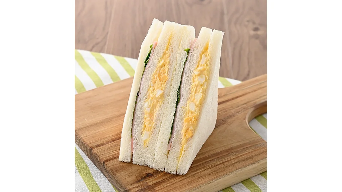 【自慢のハムサンド】サンドリア監修　ハムエッグサンド