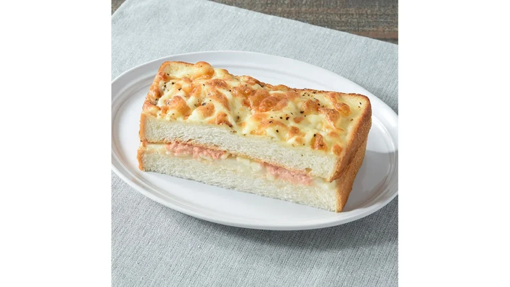 【四国】ホットサンド　トーストサンド（鮭マヨネーズ）