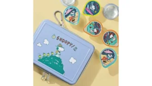 スヌーピー　カラビナ付きジッパーティン　1個