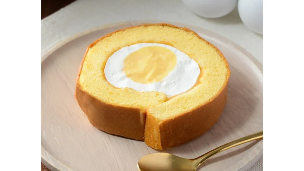 たまごのふわほわロールケーキ