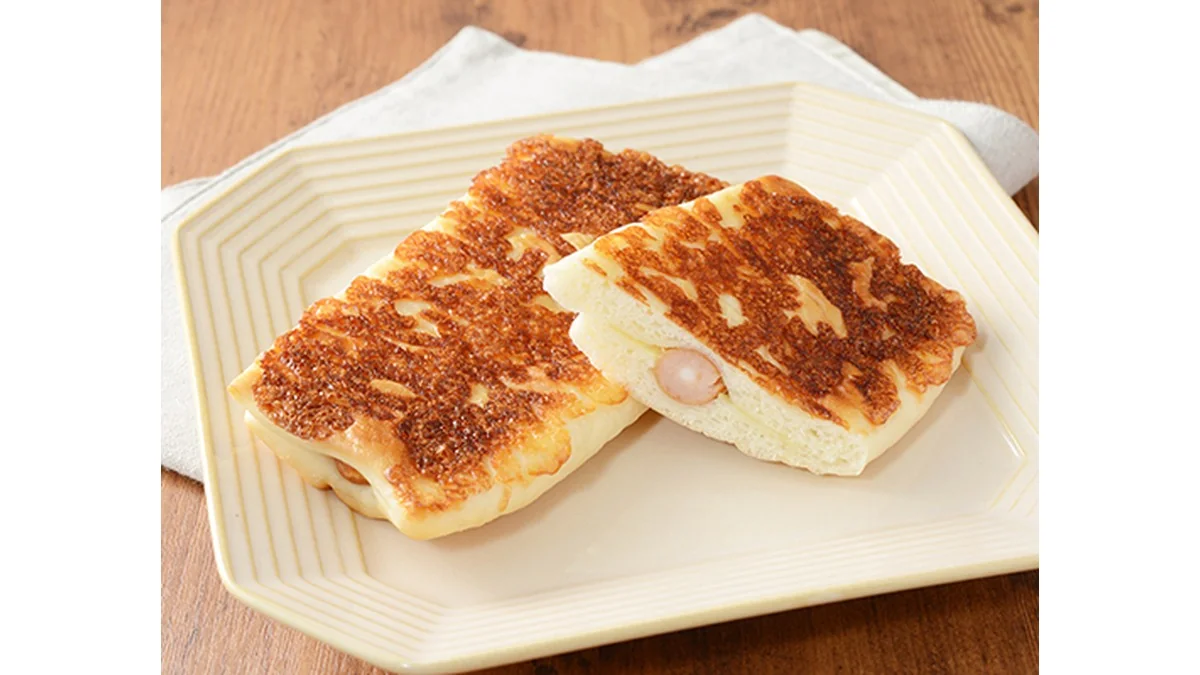 もっちりとしたパニーニ　ソーセージ