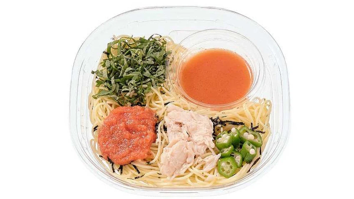 冷製パスタ 明太子と蒸し鶏と大葉