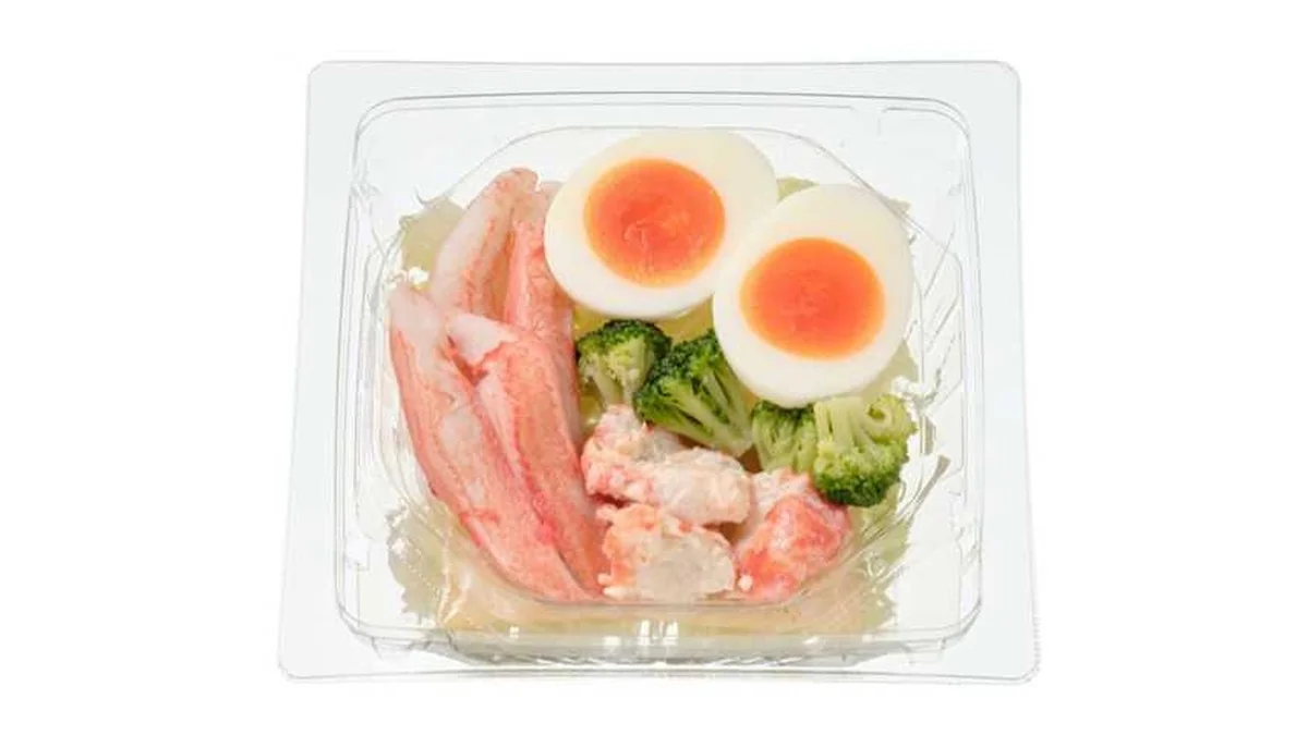 たんぱく質が摂れる２種カニカマと玉子のサラダ