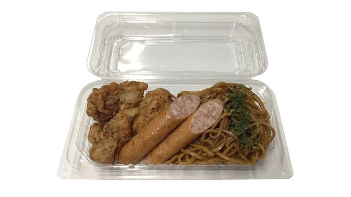 おつまみ　鶏カラ＆ソーセージ