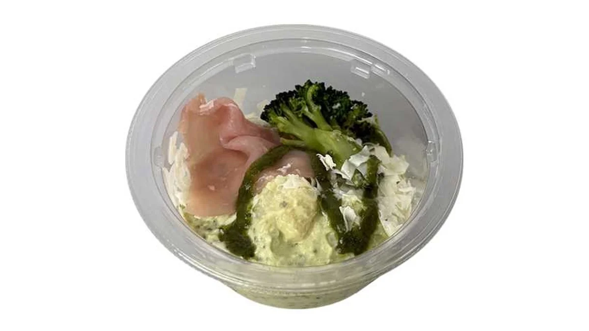 生ハムとチーズのバジルポテトサラダ