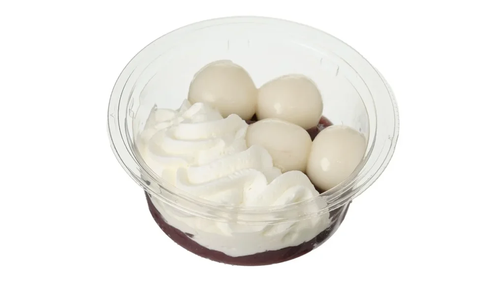 クリームたっぷり　　白玉ぜんざい