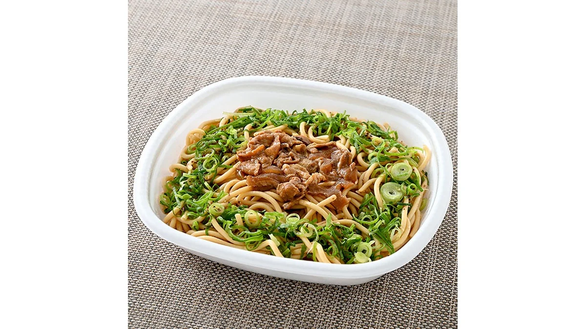 大盛　太麺！豚肉とねぎの焦がし醤油パスタ