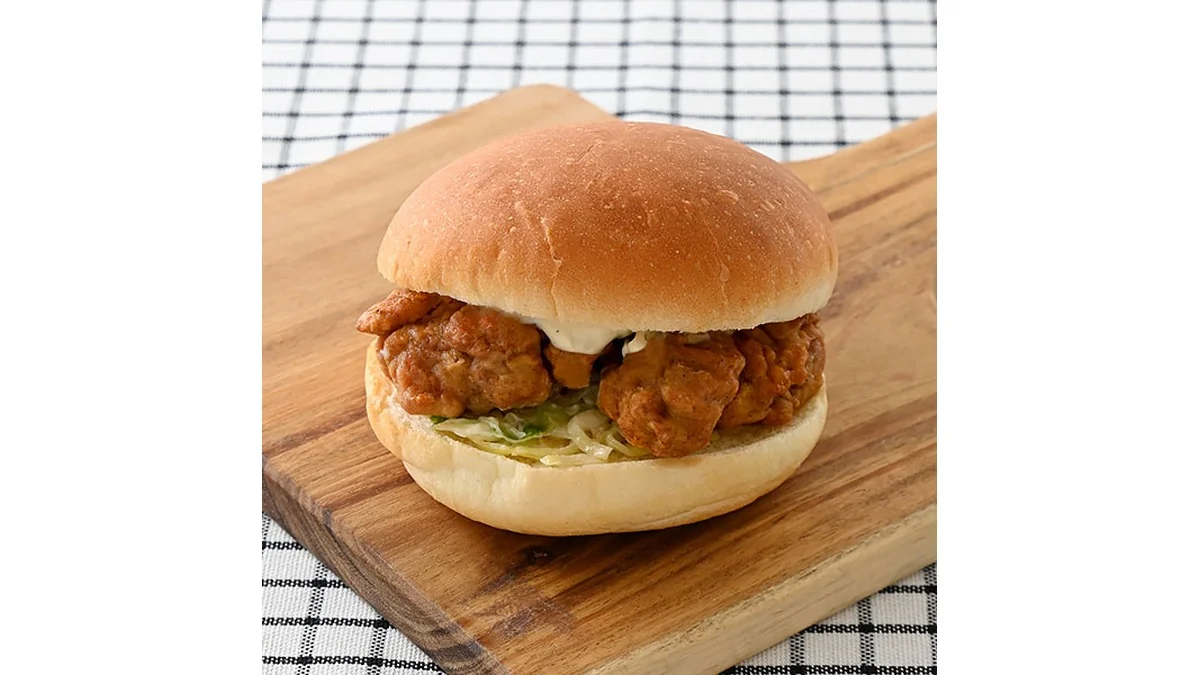 ペッパー唐揚げバーガー