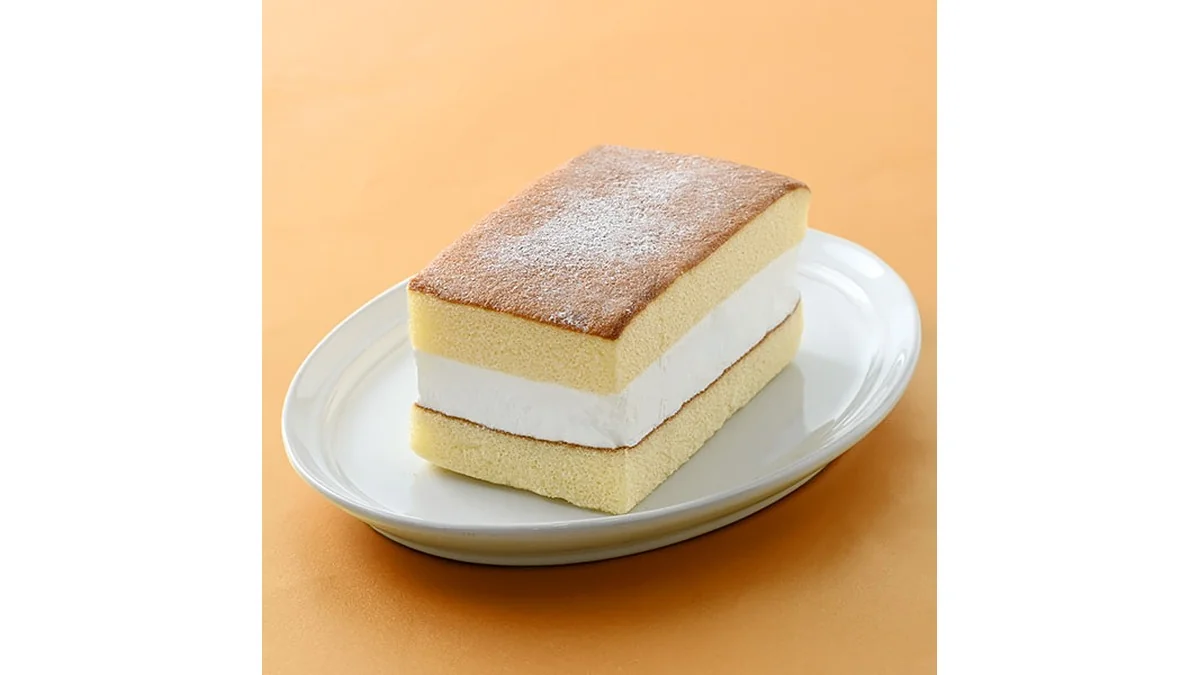 クリームたっぷり厚切りケーキサンド