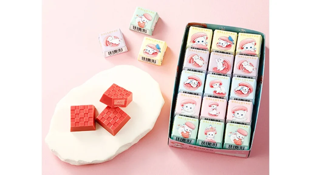 チロルチョコ　ダロワイヨ　あまおうニャカロン
