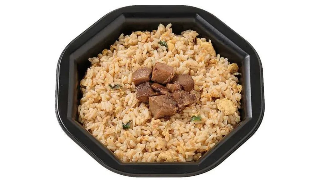 直火炙りのゴロっと焼豚　チャーハン