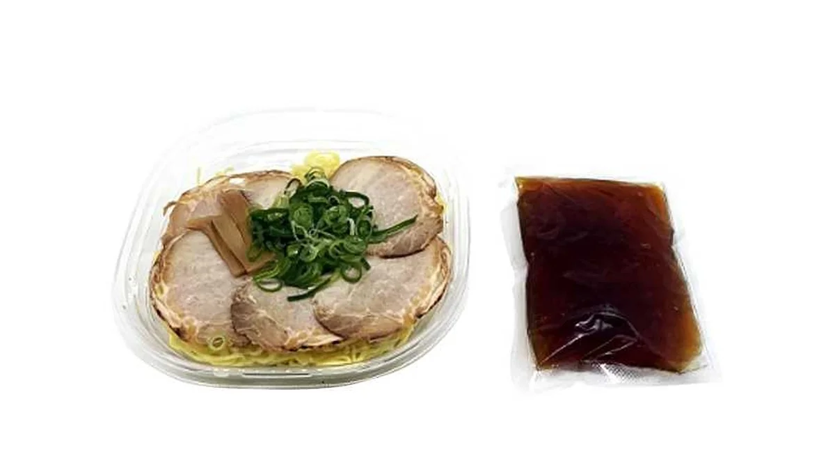 チャーシュー５枚のせ冷し醤油ラーメン