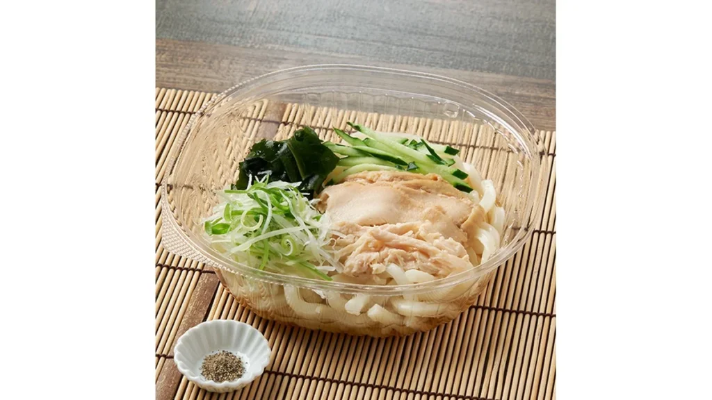 鶏の旨みがつまった冷し鶏塩うどん