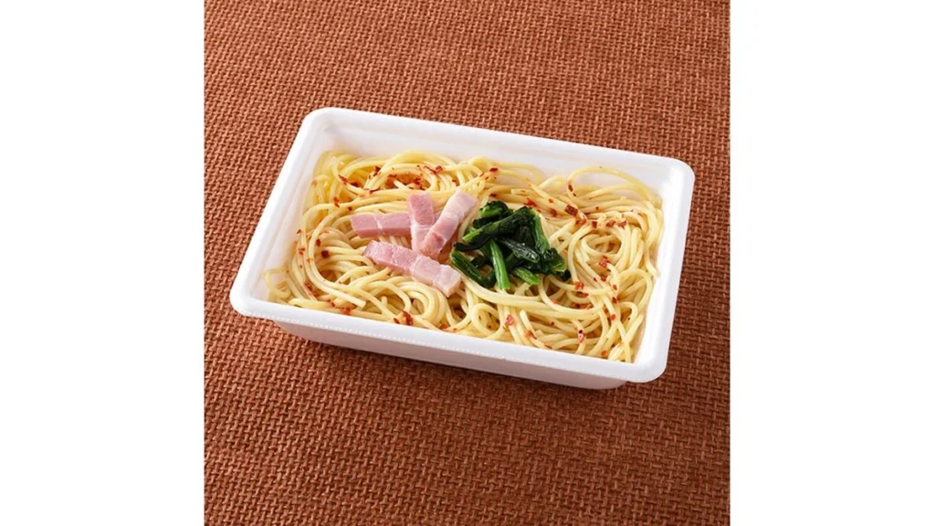 お手軽！ベーコンとほうれん草のペペロンチーノ