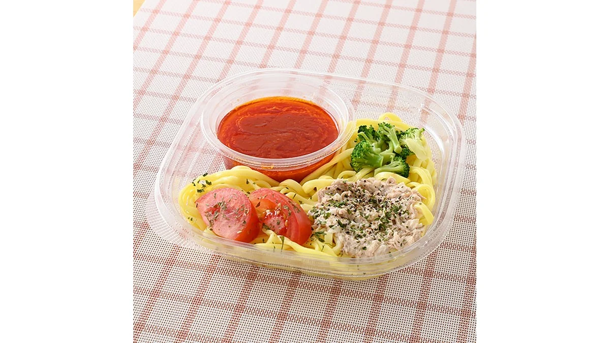 冷たい生パスタ　ツナとトマト
