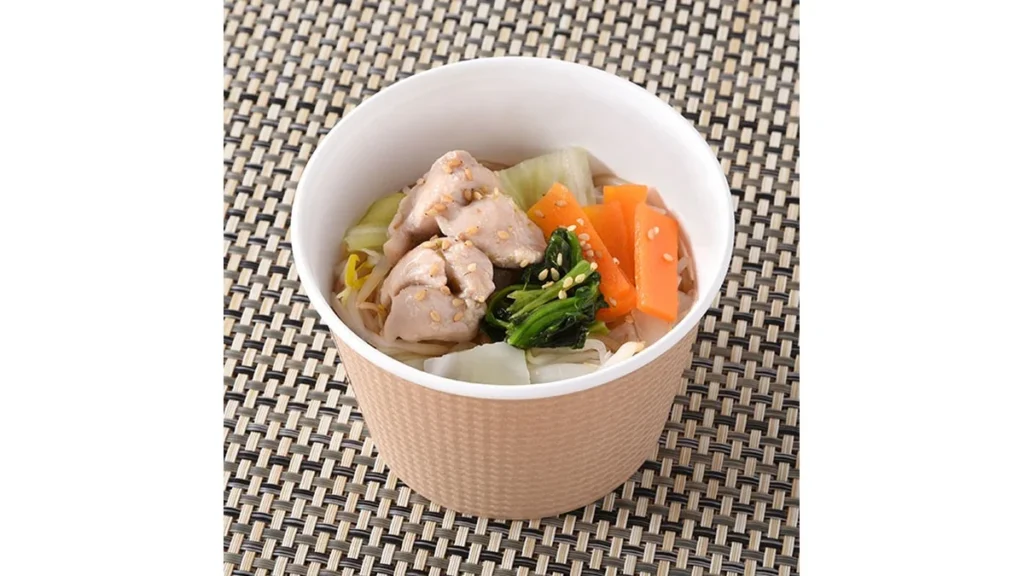 柚子胡椒香る鶏肉と野菜の和風スープ