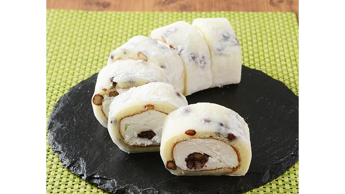 塩豆大福仕立てのもち食感ロール