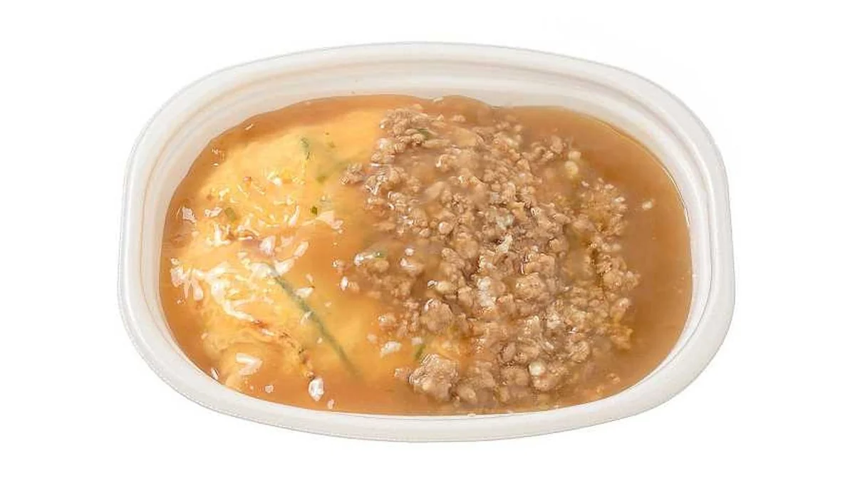 鶏ガラ醤油餡の肉そぼろ天津飯
