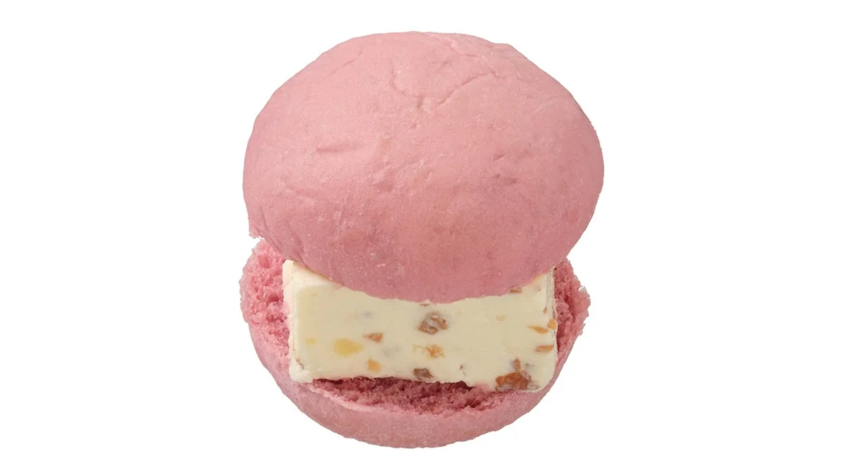 スイーツバーガー　レアチーズ＆アーモンド