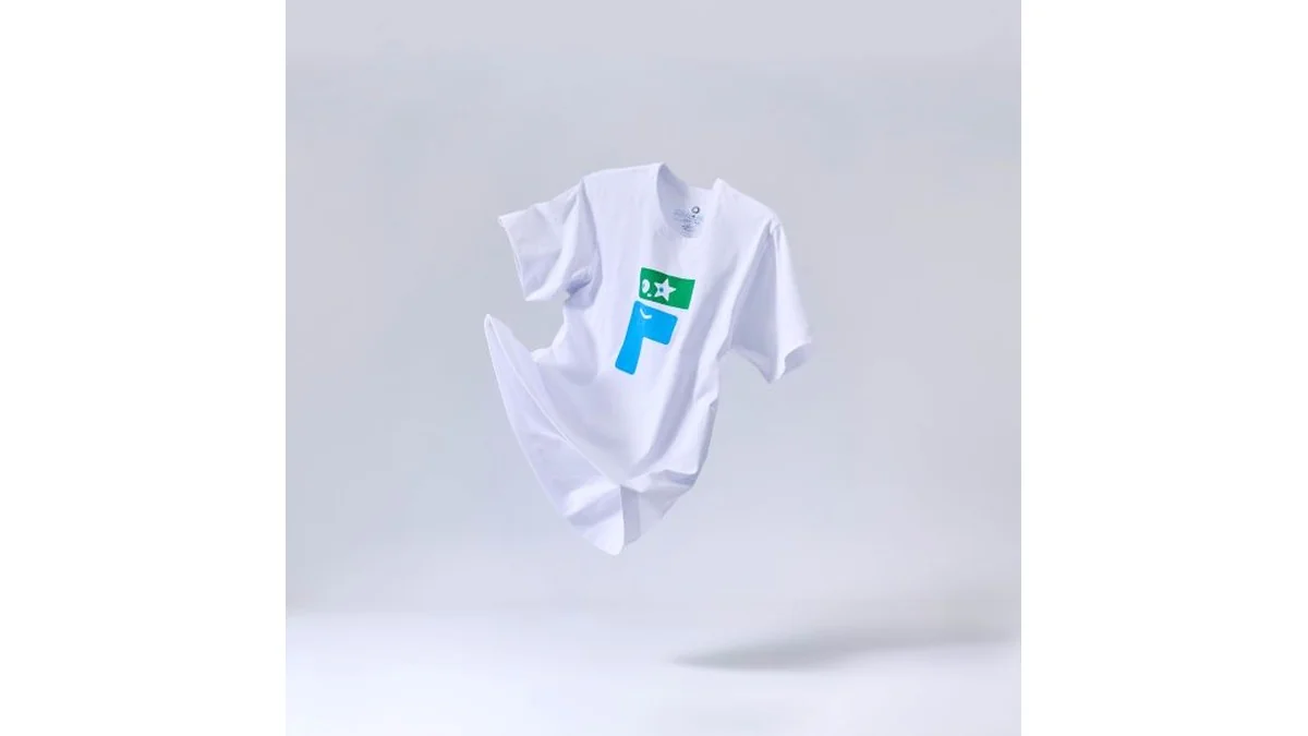 【ファミマオンライン】アウターTシャツ FAMIMA/しろ