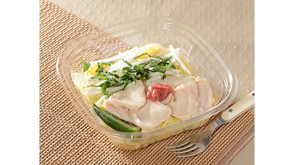 冷製生パスタ　鶏と和風梅だしジュレ