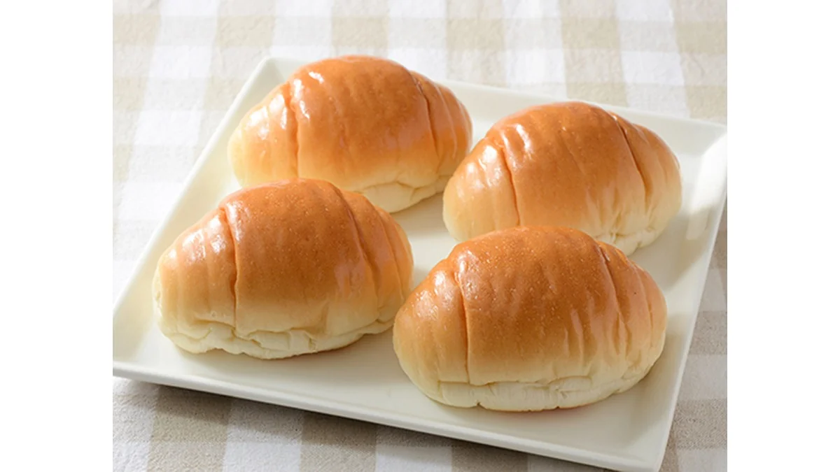 国産小麦のバターロール　4個入